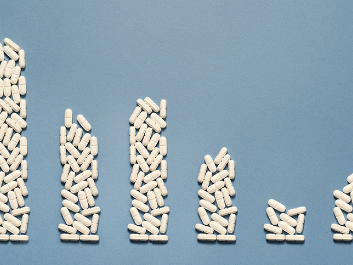 white pills medicine bar graph