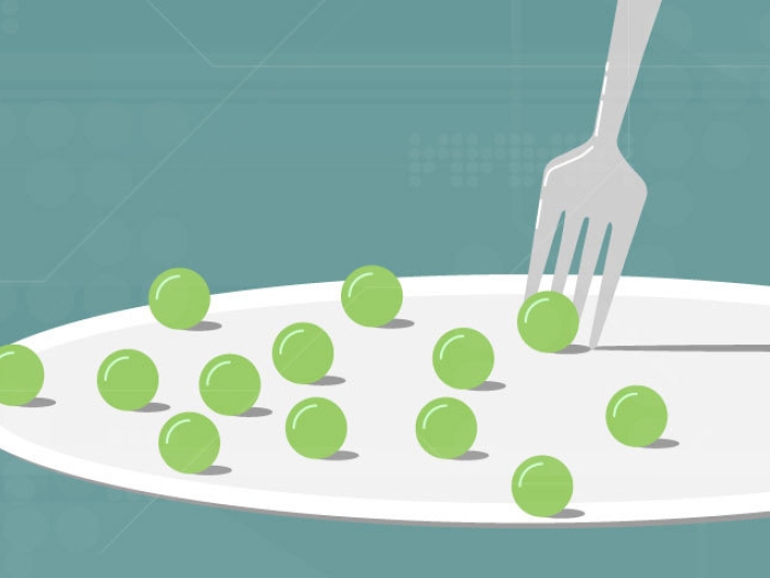 Plate of peas on plate