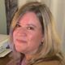 Deanna Norris head shot