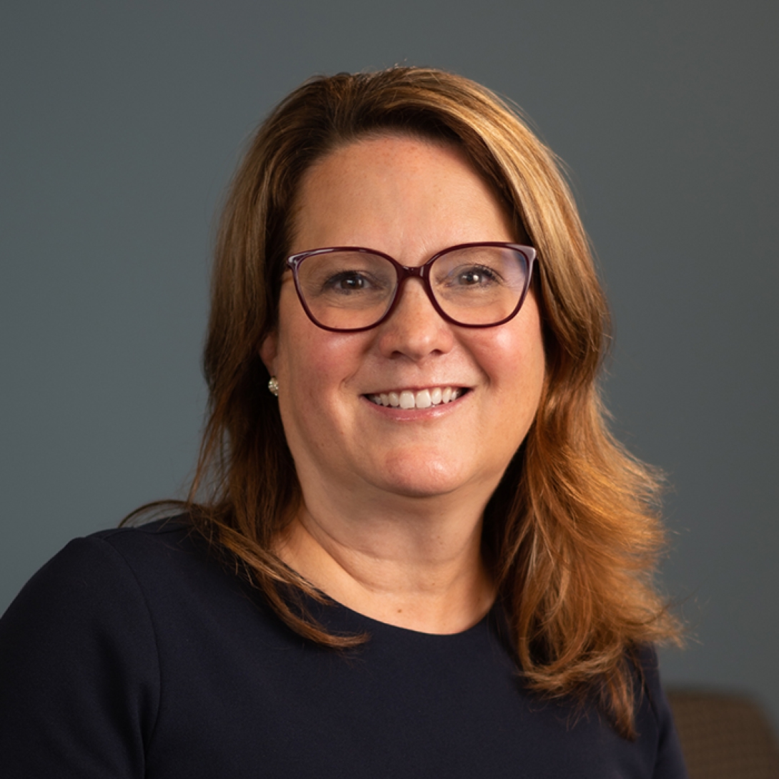 Head and shoulders shot of Kim Ross